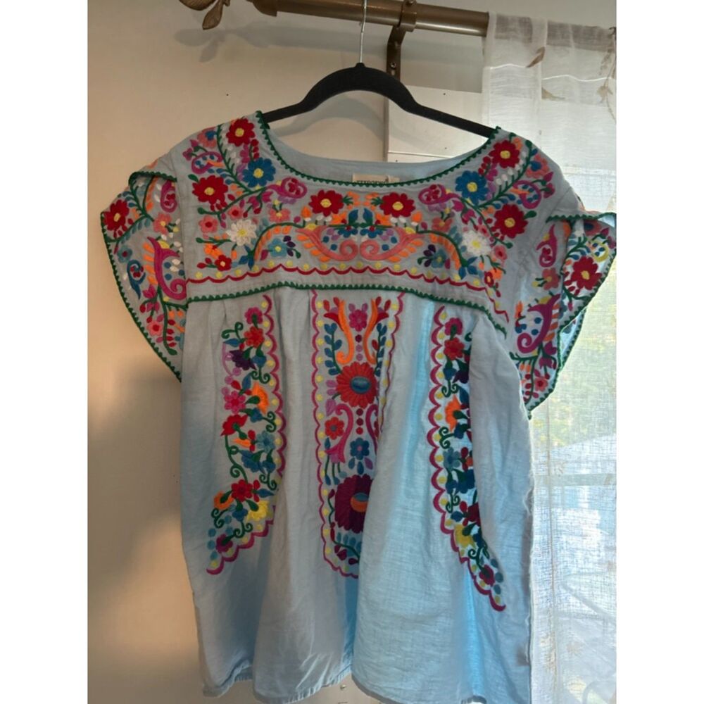 NWT YZXDORW Women’s L Blue Embroidered Floral Boho Blouse Mexican Style Tunic